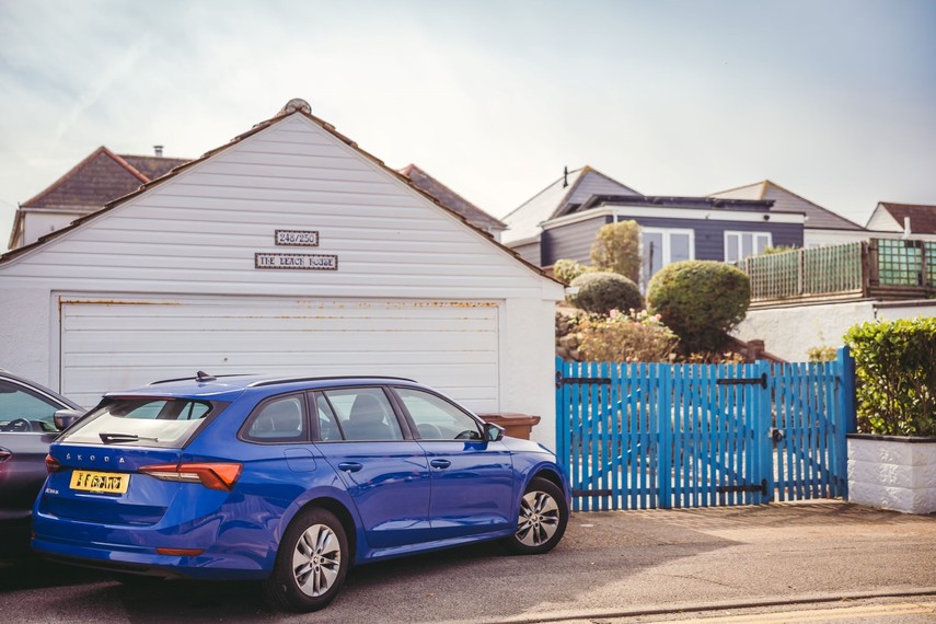 Pevensey Bay holiday home on the beach