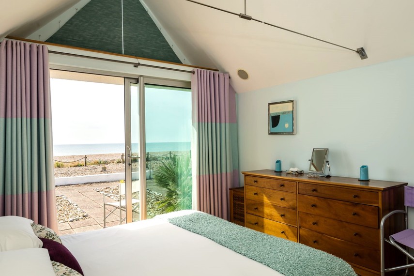 Luxury beach house in Pevensey Bay